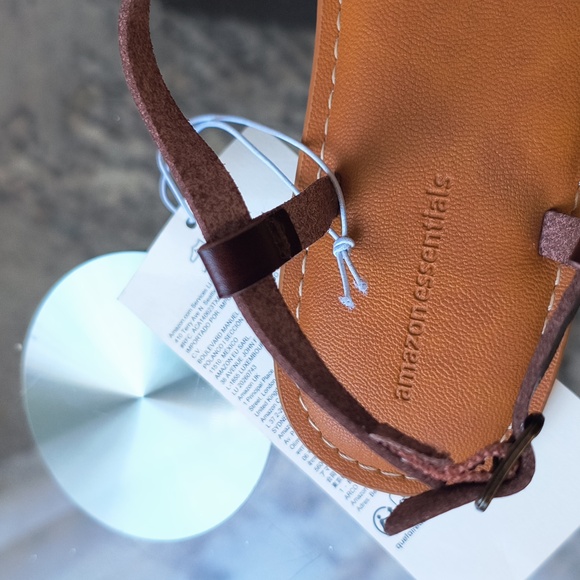 Amazon Essentials Women's - Picture 5 of 7